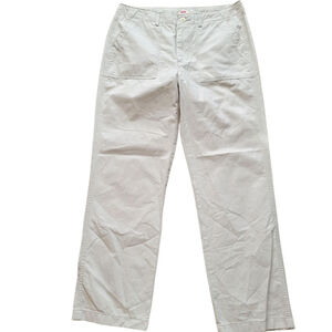 Levi's Women's Straight-Leg Cargo Pants Size 28 Inseam 28" Excellent Condition